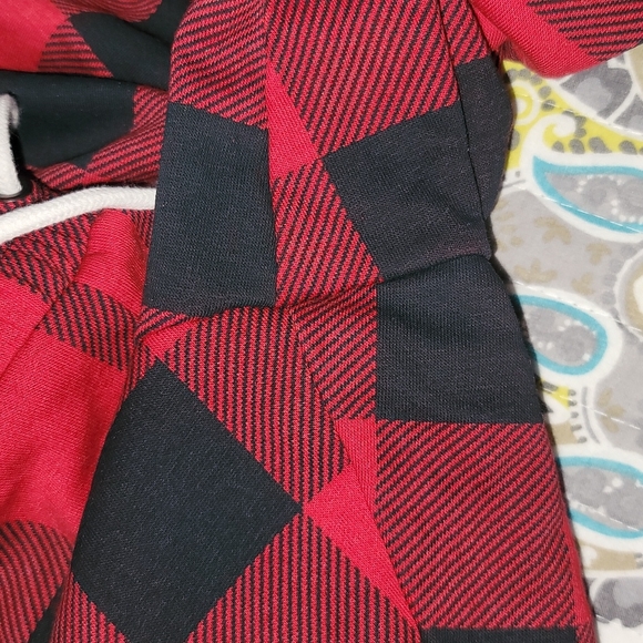 Old navy jogging pants - Picture 2 of 2